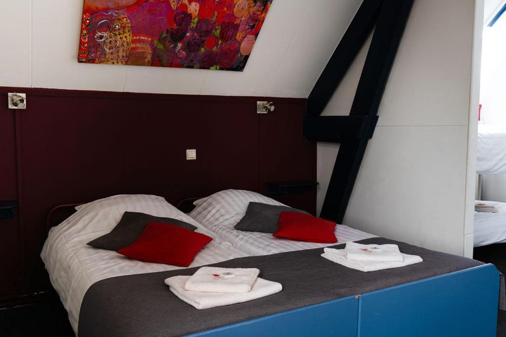Hotel Orion Kaag Екстериор снимка
